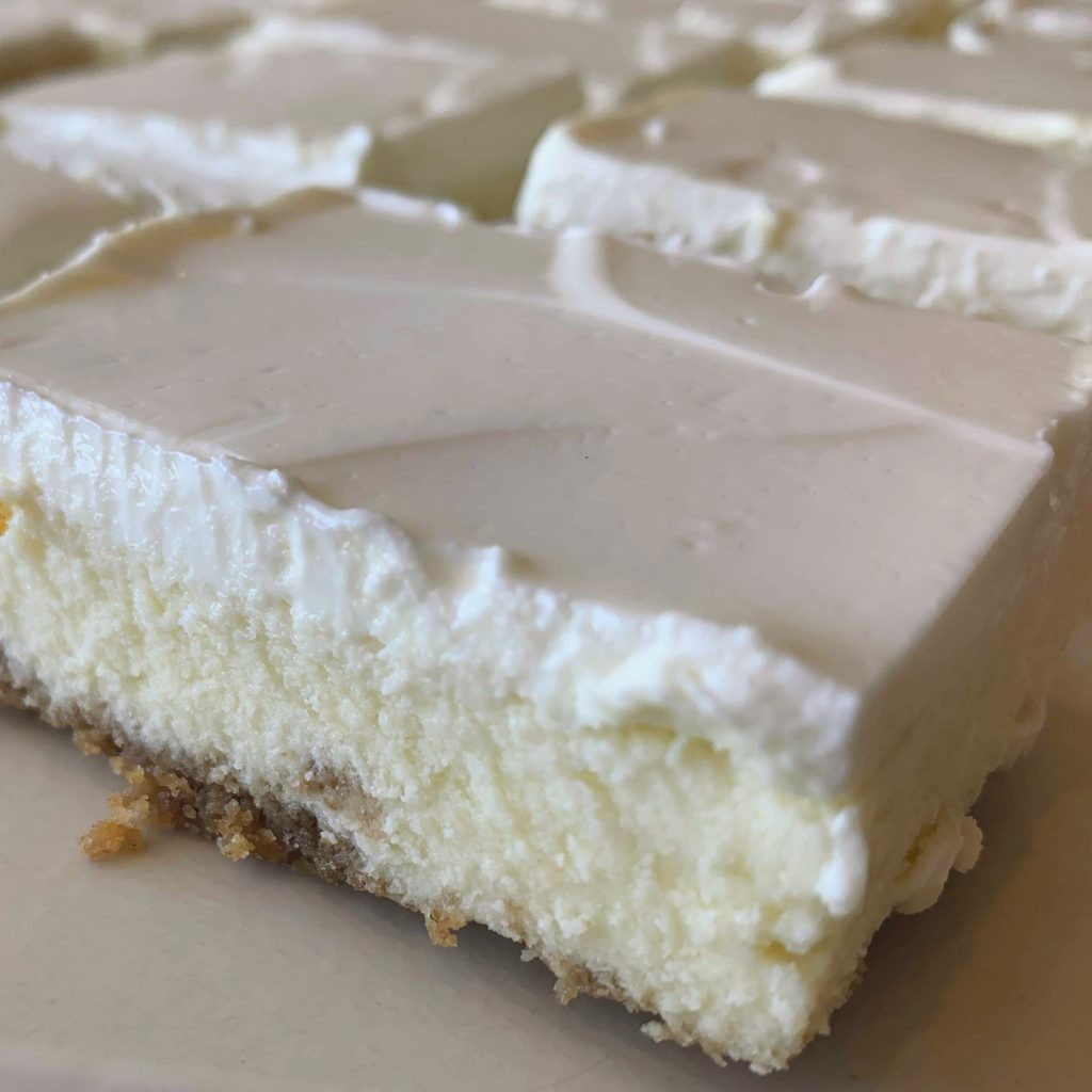 Sour Cream Cheesecake Slice