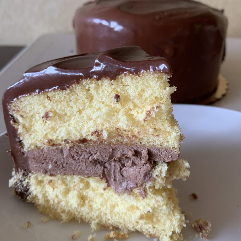 Yellow with Fudge Layer Cake 2021